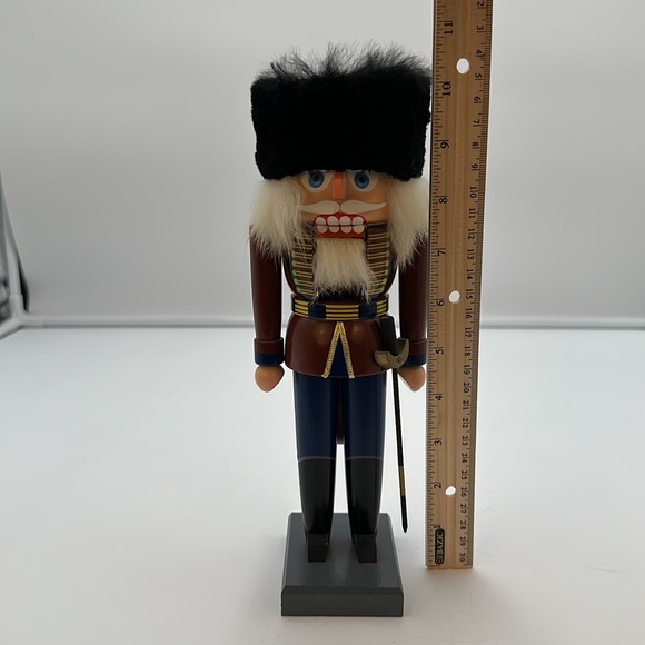 KWO British Hussar Nutcracker - Picture 14 of 16